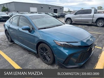 Used 2025 Toyota Camry SE w/ Convenience Package