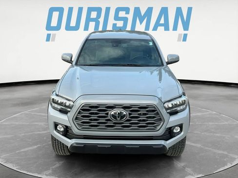 Used 2021 Toyota Tacoma TRD Off-Road image 2