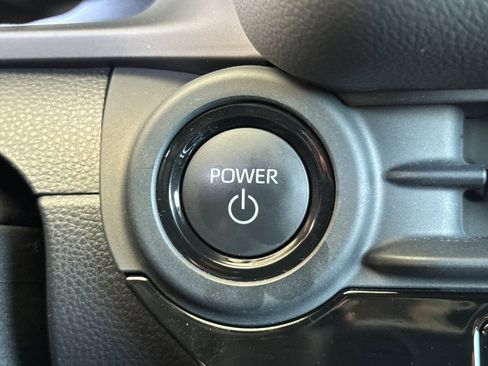 Certified 2024 Toyota Crown AWD/4WD image 20