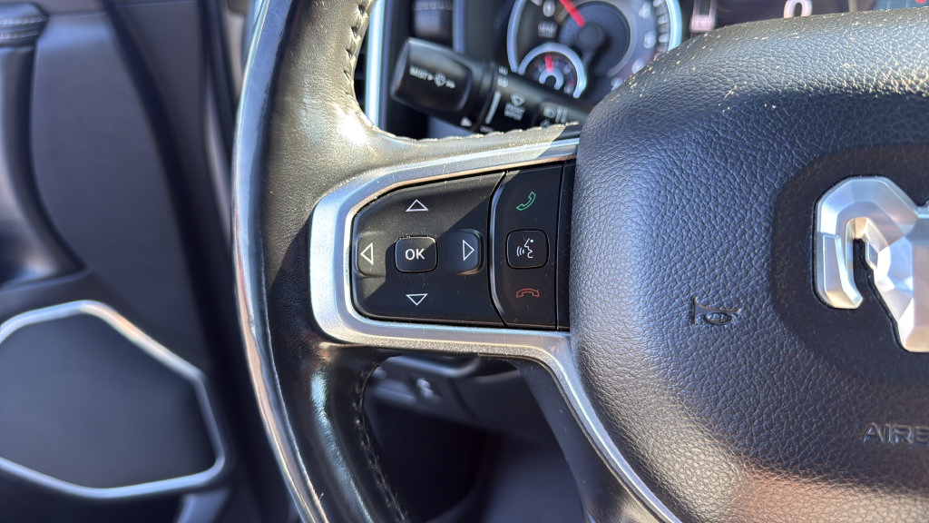 Used 2021 RAM 1500 Laramie AWD/4WD image 23