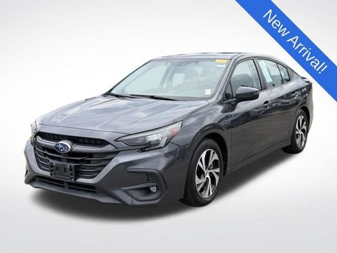 Used 2024 Subaru Legacy Premium AWD/4WD image 3
