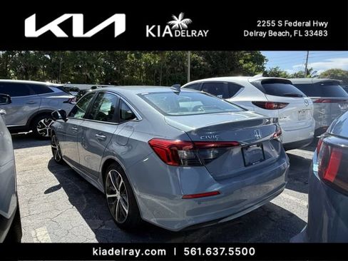 Used 2024 Honda Civic Touring image 8
