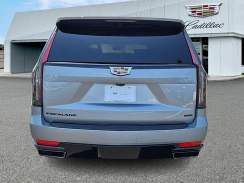 Certified 2024 Cadillac Escalade Sport w/ LPO, ONYX Package AWD/4WD image 4