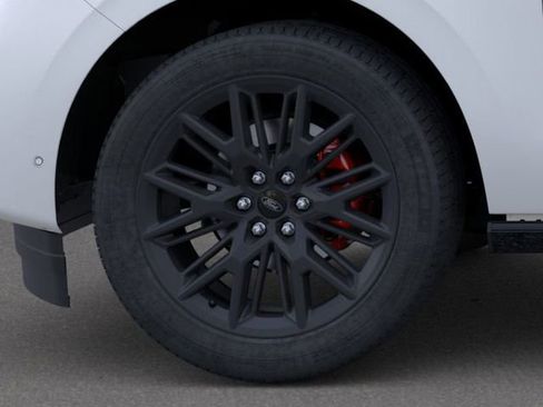 New 2025 Ford Expedition Platinum w/ Stealth Performance Package image 19