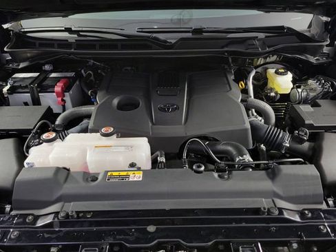 Used 2025 Toyota Tundra SR5 image 13