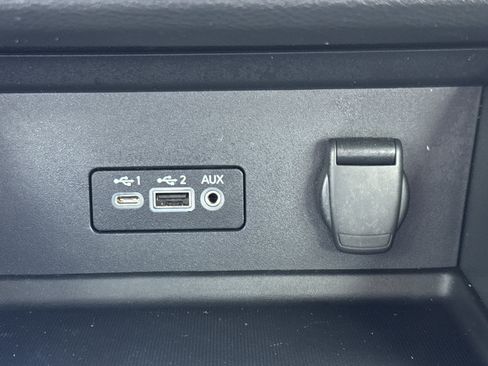 Used 2023 Nissan Sentra SV image 21