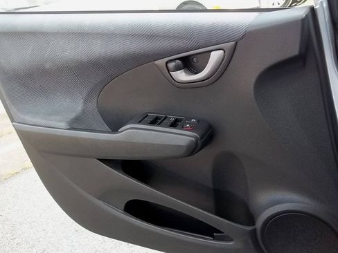 Used 2011 Honda Fit image 13