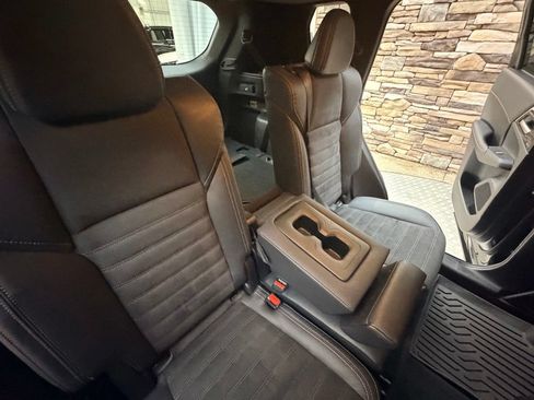 Used 2022 Mitsubishi Outlander SE AWD/4WD image 24