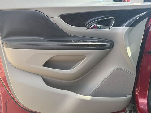 Used 2016 Buick Encore FWD image 22