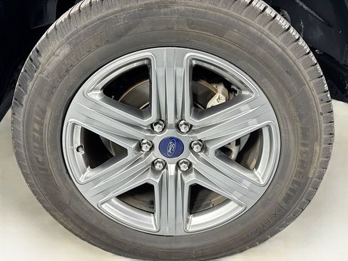 Used 2018 Ford F150 Lariat image 45