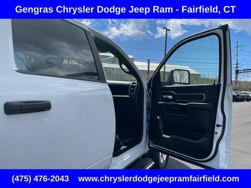 Certified 2024 RAM 2500 Big Horn AWD/4WD image 8