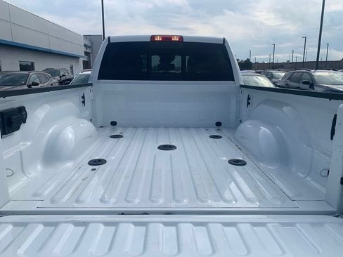 Used 2025 RAM 2500 Big Horn AWD/4WD image 8