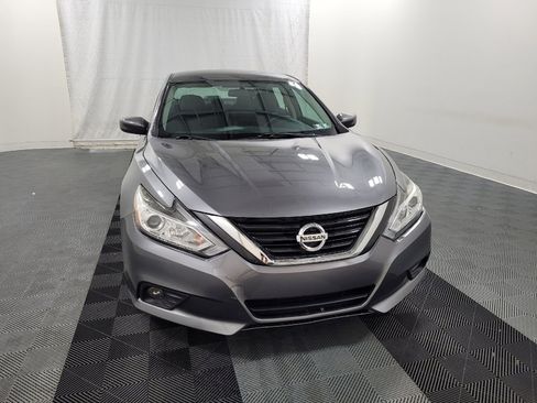 Used 2017 Nissan Altima 2.5 SV FWD image 14