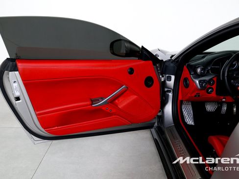 Used 2016 Ferrari F12 Berlinetta RWD image 10