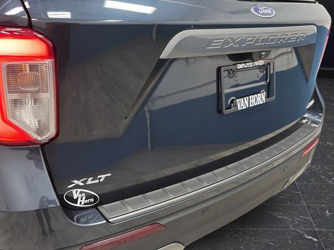 Used 2023 Ford Explorer XLT w/ Equipment Group 202A AWD/4WD image 40