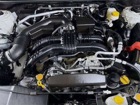 Certified 2023 Subaru Crosstrek 2.0i Premium image 33