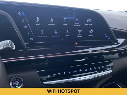 Certified 2022 Cadillac Escalade Premium Luxury Platinum AWD/4WD image 5
