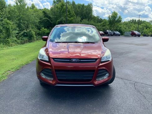 Used 2015 Ford Escape SE AWD/4WD image 4
