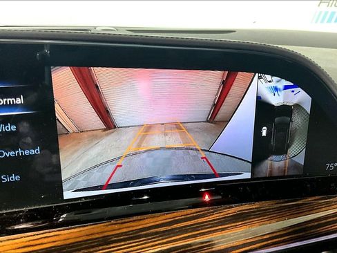 Used 2021 Cadillac Escalade ESV Luxury AWD/4WD image 17