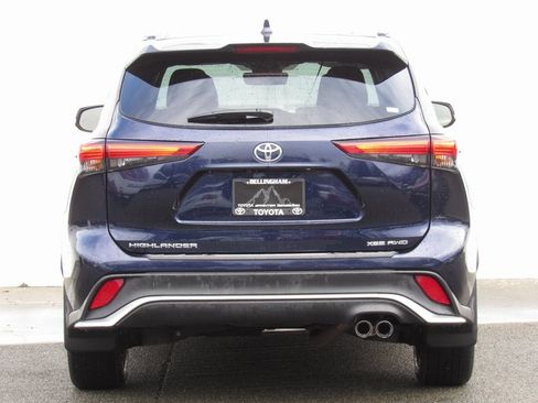 Used 2022 Toyota Highlander XSE image 7