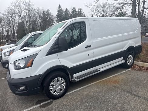 Used 2024 Ford Transit 250 Low Roof w/ Exterior Upgrade Package image 7