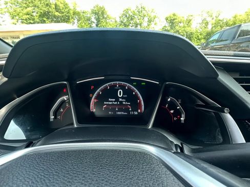 Used 2019 Honda Civic Sport image 10
