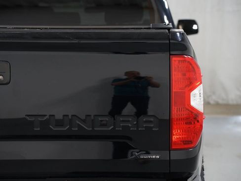 Used 2020 Toyota Tundra SR5 w/ SR5 Upgrade Package RWD image 10