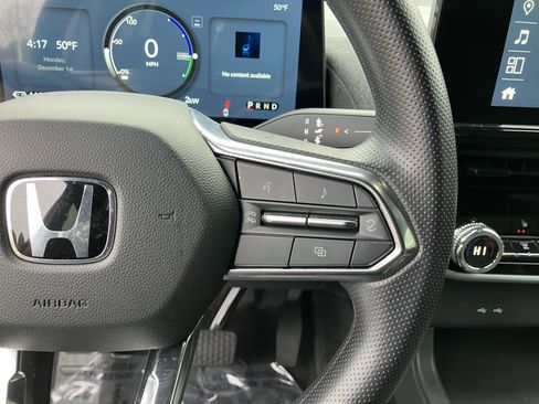 Used 2024 Honda Prologue EX image 22