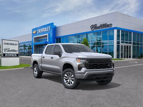 New 2026 Chevrolet Silverado 1500 Custom RWD image 2