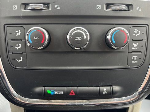 Used 2014 Dodge Grand Caravan SE w/ Quick Order Package 29E SE image 33