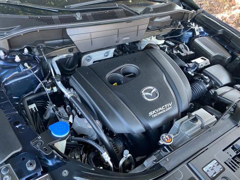 Used 2018 MAZDA CX-5 Touring w/ Preferred Equipment Package FWD image 16