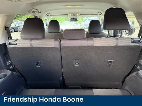 Used 2023 Toyota Highlander L AWD/4WD image 39