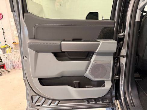 New 2026 Ford F250 XLT w/ XLT Premium Package AWD/4WD image 15