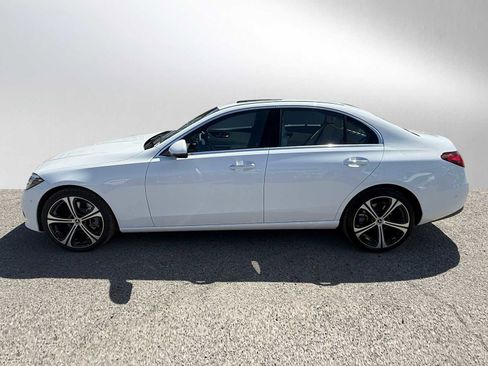 Used 2025 Mercedes-Benz C 300 Sedan image 3