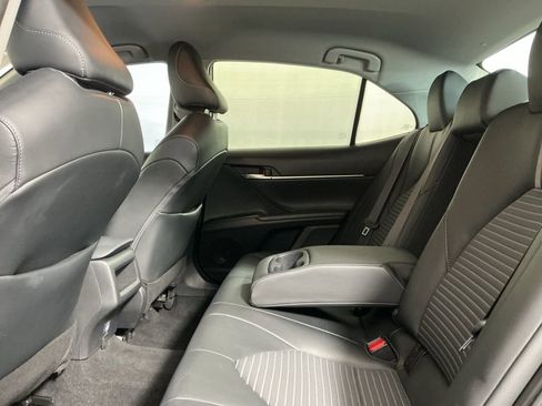 Used 2022 Toyota Camry SE image 26