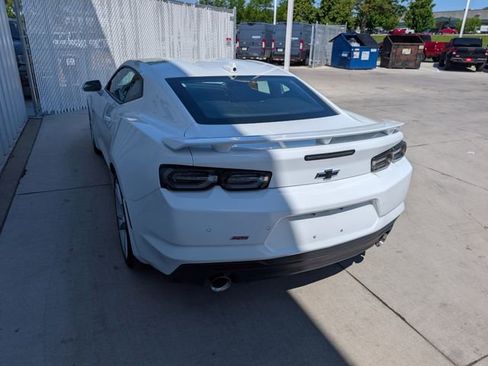 Used 2023 Chevrolet Camaro SS RWD image 17