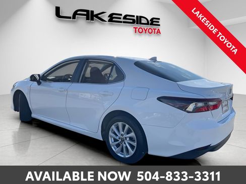 Used 2024 Toyota Camry LE image 4