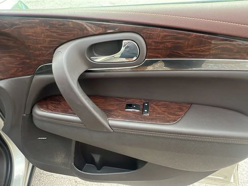 Used 2014 Buick Enclave Leather FWD image 30