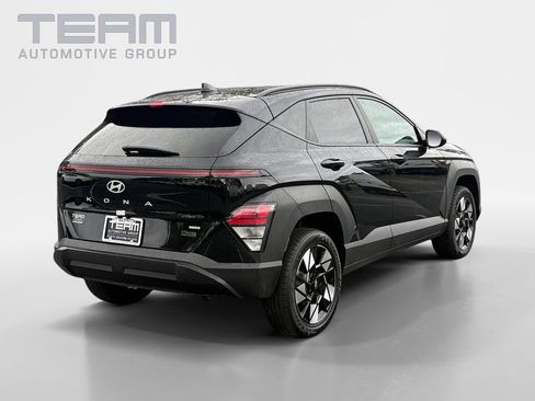 Used 2025 Hyundai Kona SEL AWD/4WD image 7