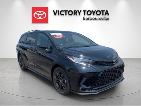 Used 2026 Toyota Sienna XSE FWD image 5