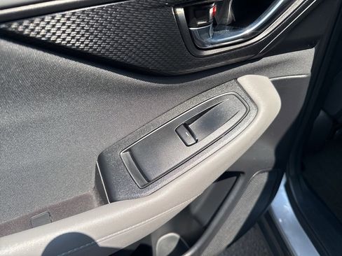 Used 2022 Subaru Outback Premium image 36