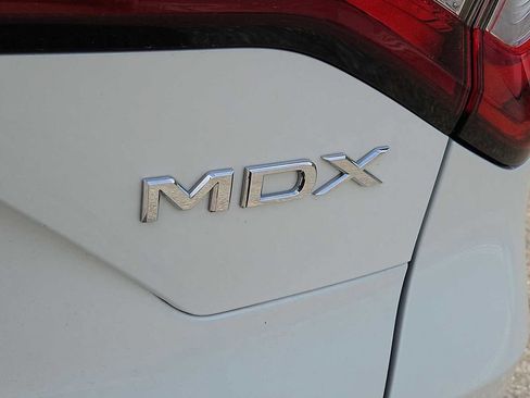 Used 2023 Acura MDX SH-AWD w/ Technology Package image 6