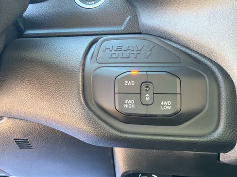 New 2026 RAM 2500 Tradesman AWD/4WD image 27