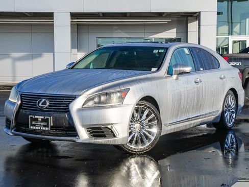 Used 2013 Lexus LS 460 image 1