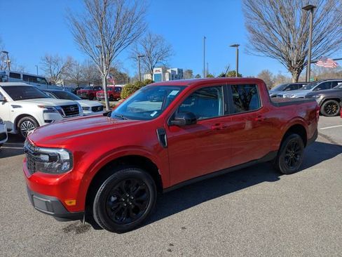 Used 2023 Ford Maverick Lariat w/ Lariat Luxury Package image 9