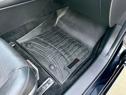 Used 2020 MAZDA MAZDA3 AWD Hatchback w/ Premium Pkg image 47