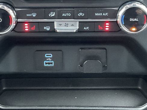 Used 2022 Ford F150 XLT w/ Equipment Group 302A High image 16