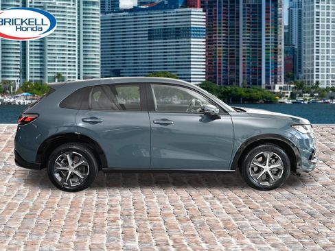 Used 2024 Honda HR-V EX-L image 12