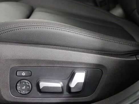 Used 2021 BMW 330i xDrive 330i xDrive w/ Convenience Package image 22