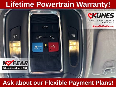 Used 2023 Jeep Grand Cherokee Limited AWD/4WD image 18